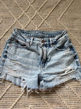 American Eagle Outfitters faded light blue distressed jean shorts
